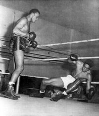 File:Rudy Watkins vs. Bob Perry . Fasan.jpg