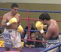 File:Sánchez vs Crücce I.jpg