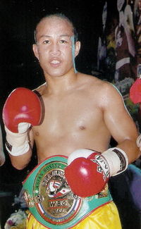 File:Saenganan Sithsaithong.jpg