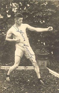 File:Sandy McKenzie.jpg