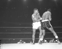 File:Satterfield hurts Nino Valdes.jpg