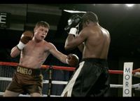 File:Saul Alvarez vs. Larry Mosley.jpg
