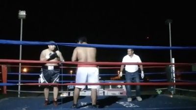 Saul Farah vs. Cesar Mamani 006.jpg