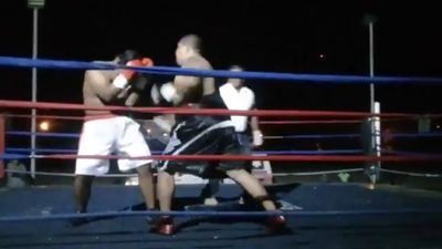 Saul Farah vs. Cesar Mamani 026.jpg