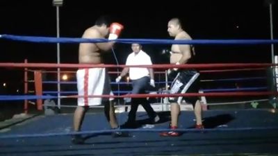 Saul Farah vs. Cesar Mamani 027.jpg