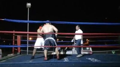Saul Farah vs. Cesar Mamani 033.jpg