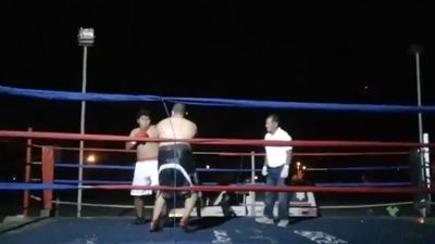 Saul Farah vs. Cesar Mamani 034.jpg