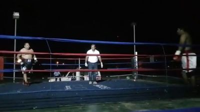 Saul Farah vs. Cesar Mamani 041.jpg