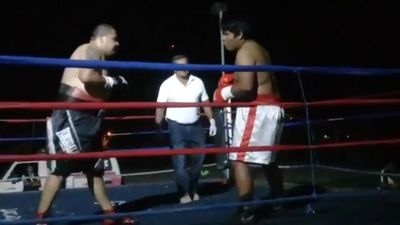 Saul Farah vs. Cesar Mamani 071.jpg