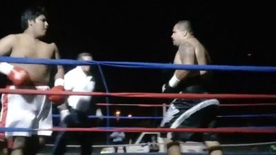 Saul Farah vs. Cesar Mamani 075.jpg