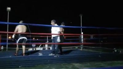 Saul Farah vs. Cesar Mamani 077.jpg