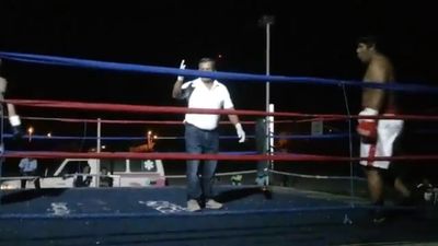 Saul Farah vs. Cesar Mamani 085.jpg