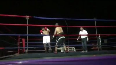 Saul Farah vs. Cesar Mamani 099.jpg