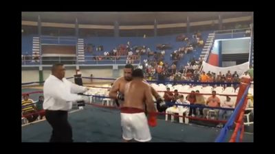 Saul Farah vs. Rosendo Mercado 005.jpg