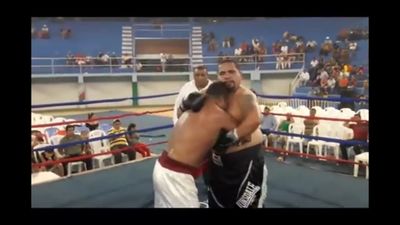 Saul Farah vs. Rosendo Mercado 081.jpg