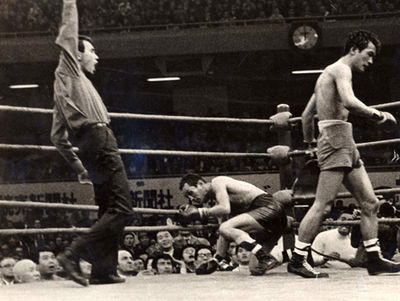 Shozo Saijo vs. Godfrey Stevens.jpg