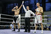 File:Siegerehrung Ali Hussein wins over Lajos Bimbo.jpg