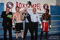 File:Siegerehrung Robert Maess wins over Ramadhani Shauri.jpg