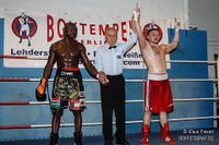 File:Siegerehrung Roman Hardock wins over Omar Jatta.jpg