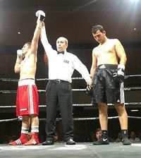 File:Siegerehrung Roman Hardock wins over Sadettin Keser.jpg