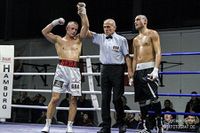 File:Siegerehrung Sebastian Deda wins over Jeremy Staycy Benz.jpg