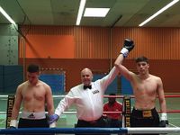 File:Siegerfoto Sadik Erdal vs Artur Werschinin.jpg