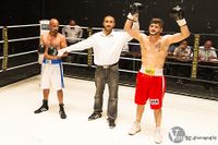 File:Slaibi Slaibi (win KO Runde 1) vs..jpg