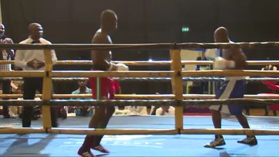 Sule Olagbade vs. Stephen Okine 038.jpg
