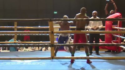 Sule Olagbade vs. Stephen Okine 041.jpg