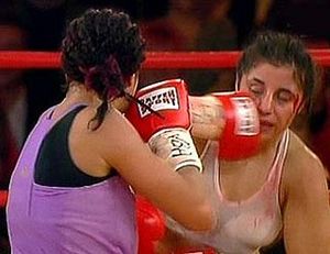 Susi Kentikian vs. Nadia Hokmi.jpg