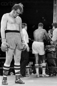 File:TEX COBB LOSES TO LARRY HOLMES FOR HEAVYWEIGHT TITLE.jpg