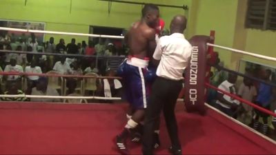 Taiwo Olowu vs. Joseph Adu 022.jpg