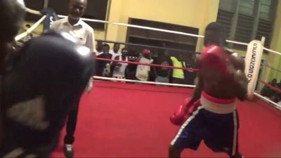 Taiwo Olowu vs. Joseph Adu 051.jpg