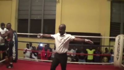 Taiwo Olowu vs. Joseph Adu 065.jpg