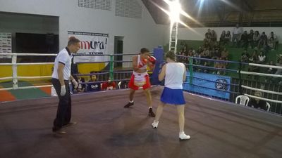 Taynna Cardoso vs. Caroline Foro Antunes (05).jpg