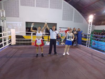 Taynna Cardoso vs. Caroline Foro Antunes (20).jpg