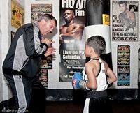 File:Teddy Atlas teaches a kid.jpg