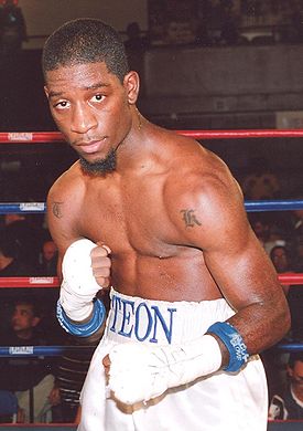 Teon Kennedy1.JPG