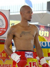 File:Theppayuth Kokietgym.jpg