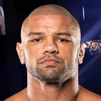 File:Thiago Alves.jpg