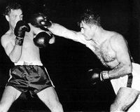 File:Tony Baldoni vs. Ray Drake . Fasan.jpg