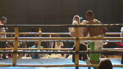 Tony Salam vs. Eugen Buchmueller 006.jpg