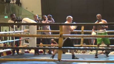 Tony Salam vs. Eugen Buchmueller 010.jpg