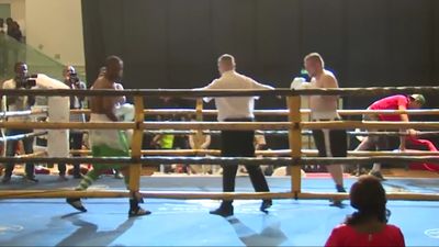 Tony Salam vs. Eugen Buchmueller 017.jpg
