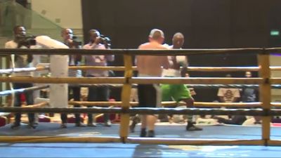 Tony Salam vs. Eugen Buchmueller 018.jpg