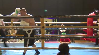 Tony Salam vs. Eugen Buchmueller 026.jpg
