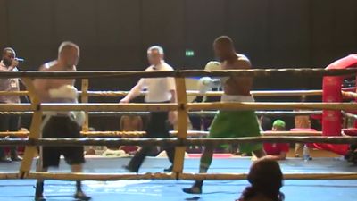 Tony Salam vs. Eugen Buchmueller 034.jpg