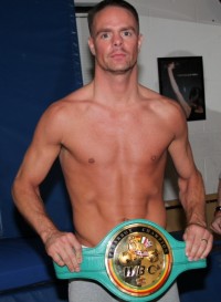 File:Tonyjeterwithbelt.JPG