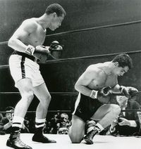 File:Torres drops Pastrano.jpg