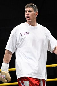File:Tye Fields.jpg